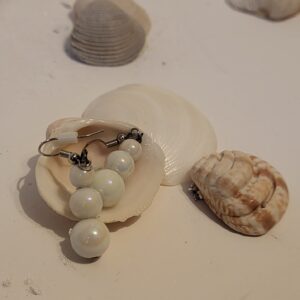 Blushes Drop Pearls